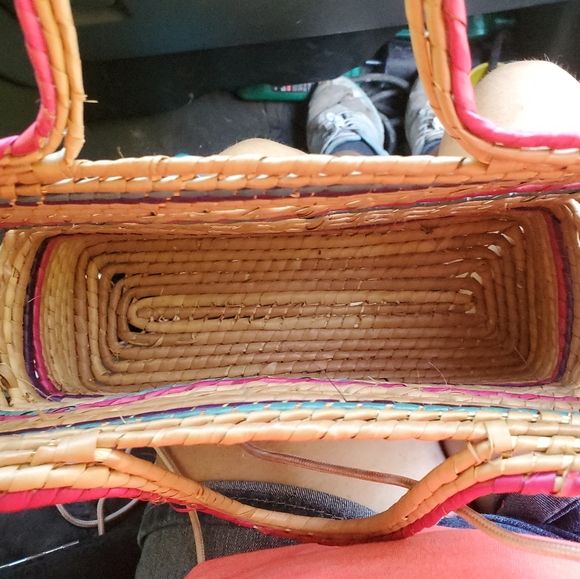 Purse - Picture 3 of 3